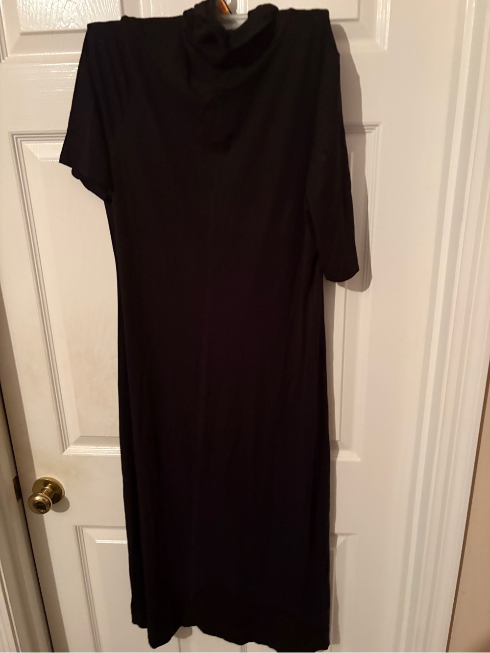 Nally & Millie Black Maxi Dress with Short Sleeves
